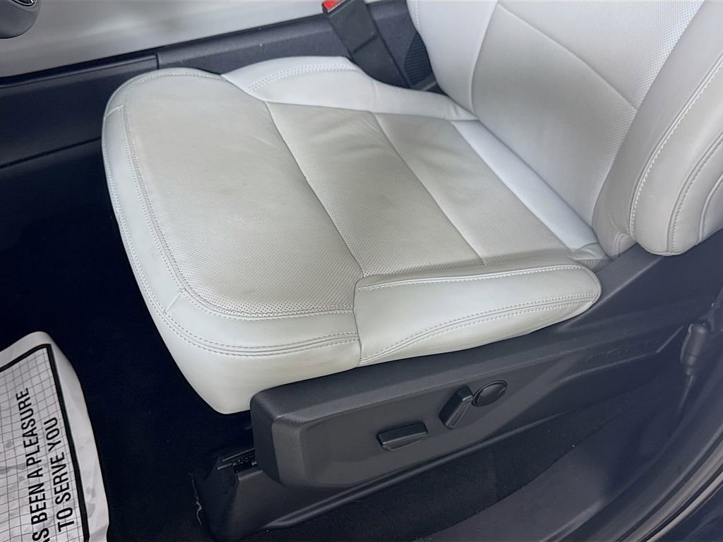 Certified 2025 Ford Expedition Platinum AWD/4WD image 20