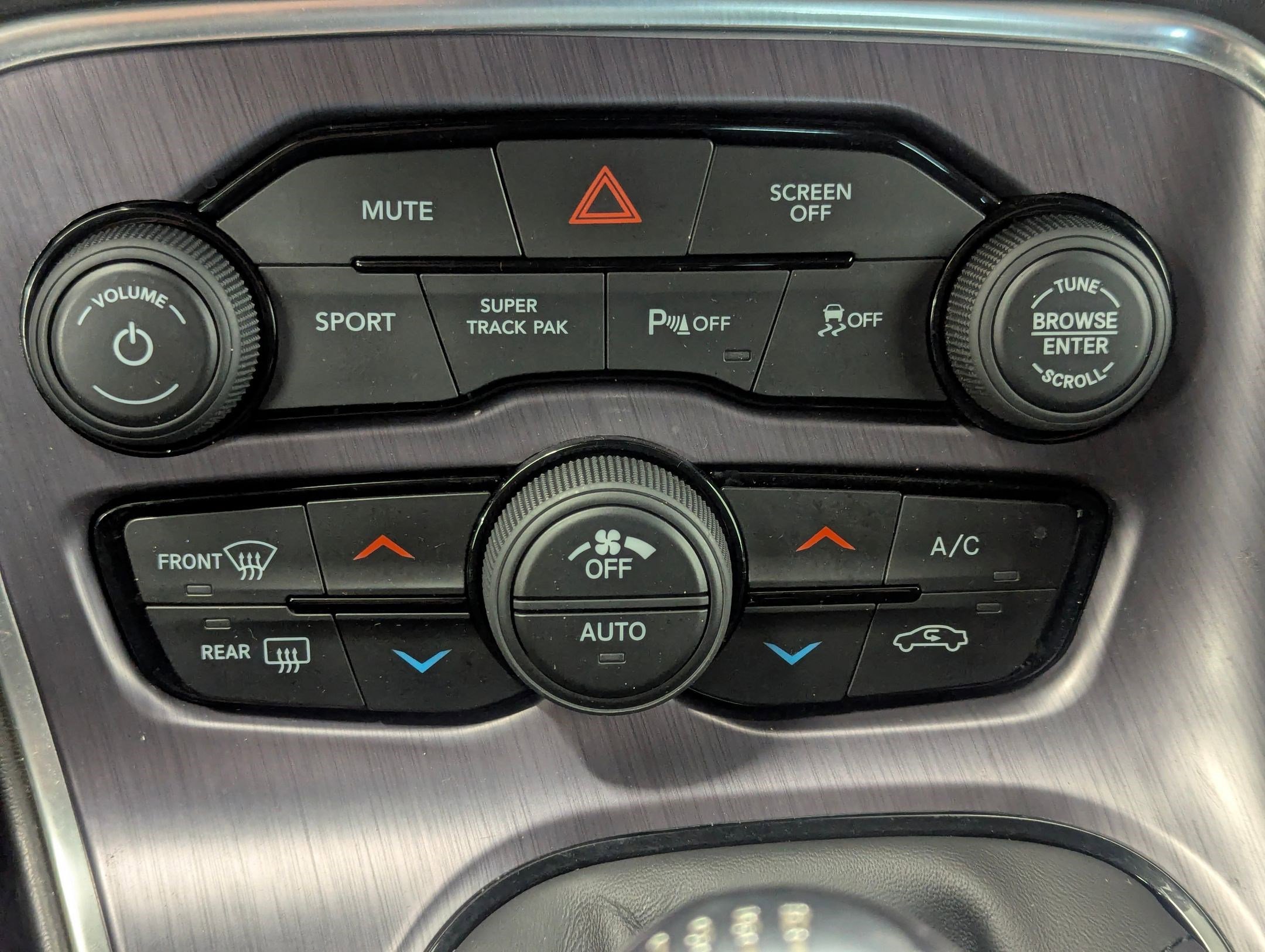 Used 2018 Dodge Challenger R/T Scat Pack image 25