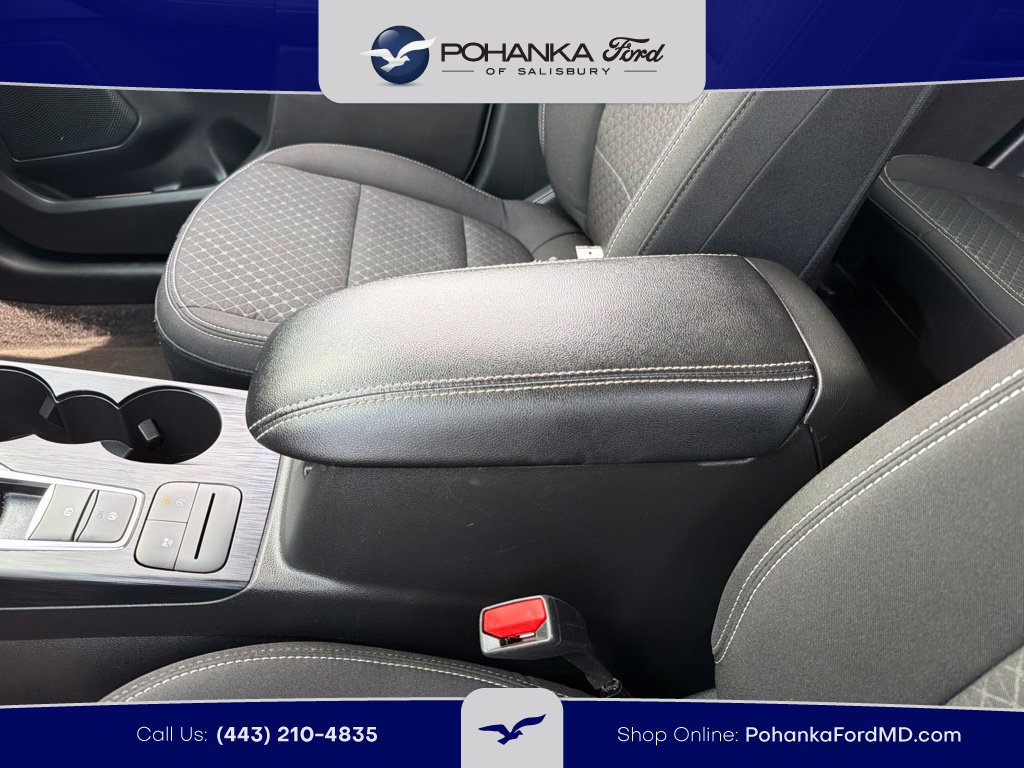 Certified 2025 Ford Escape Active FWD image 13