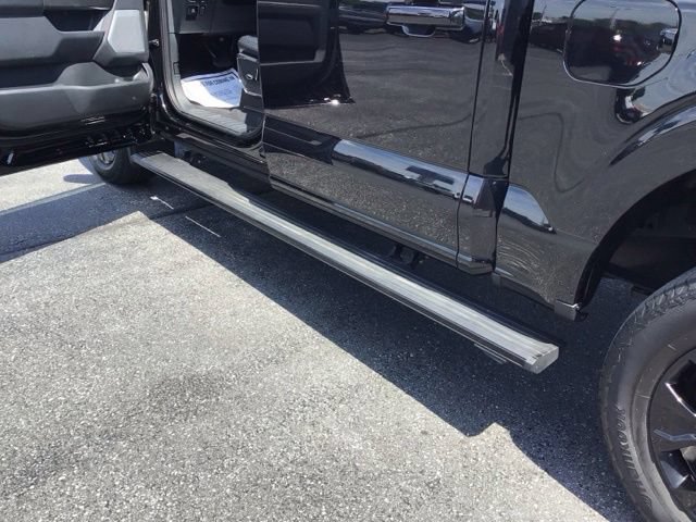 Certified 2023 Ford F150 Lariat w/ Equipment Group 502A High AWD/4WD image 7