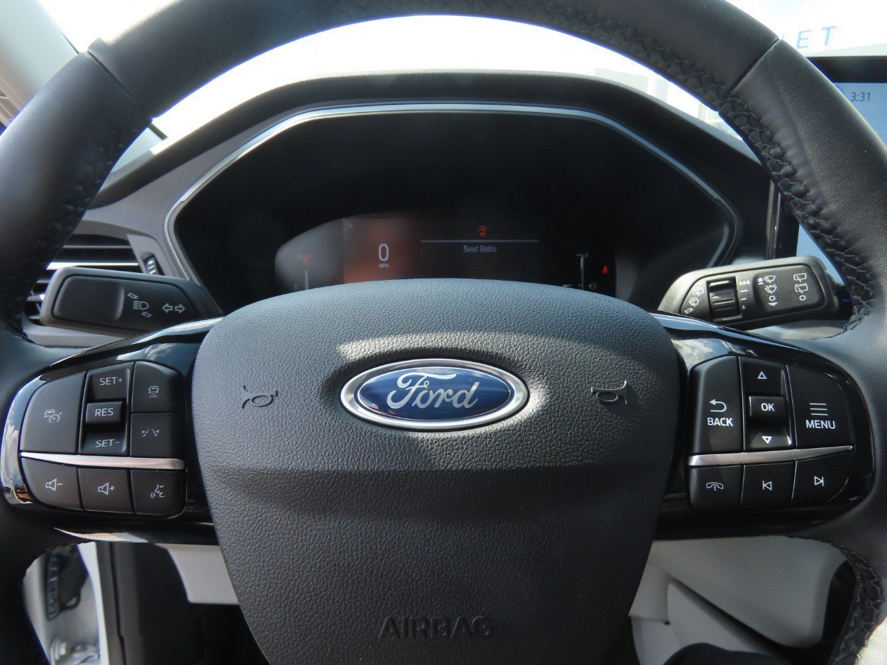 Certified 2025 Ford Escape SE FWD image 28