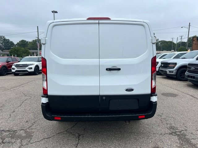Certified 2021 Ford Transit 250 Low Roof RWD image 5