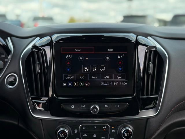 Used 2023 Chevrolet Traverse RS w/ LPO, Floor Liner Package AWD/4WD image 28