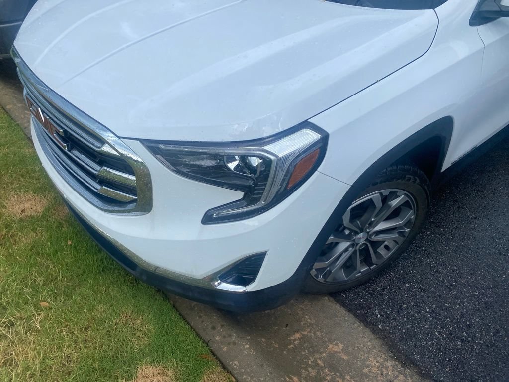 Used 2018 GMC Terrain SLT w/ Preferred Package FWD image 2