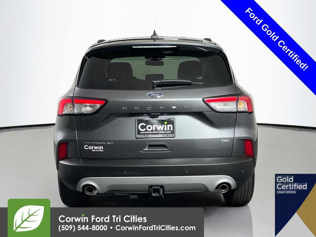 Certified 2022 Ford Escape Titanium w/ Class II Trailer Tow Package image 4