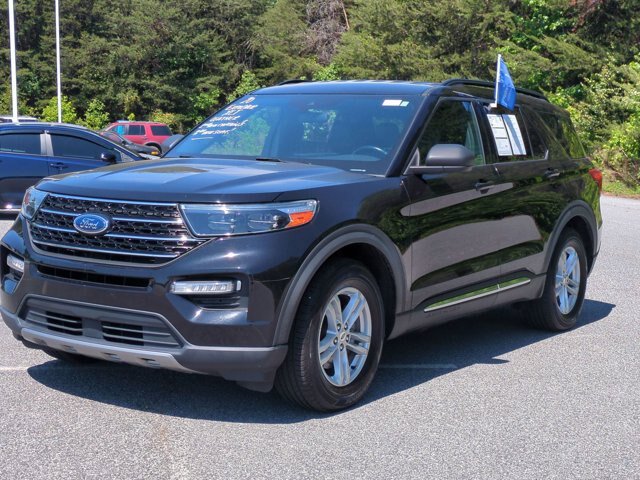 Certified 2020 Ford Explorer XLT w/ Equipment Group 202A RWD image 9