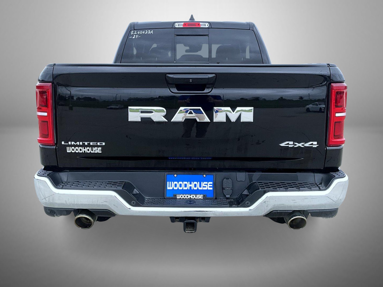 Used 2025 RAM 1500 Limited AWD/4WD image 6