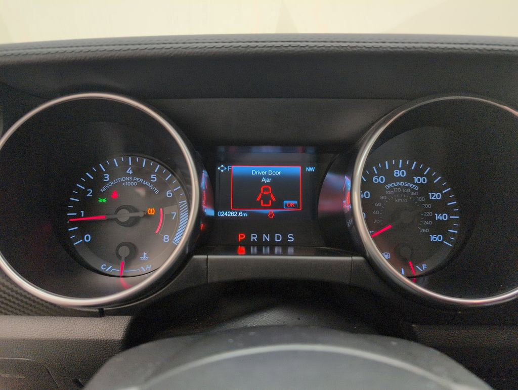 Certified 2018 Ford Mustang Coupe RWD image 22