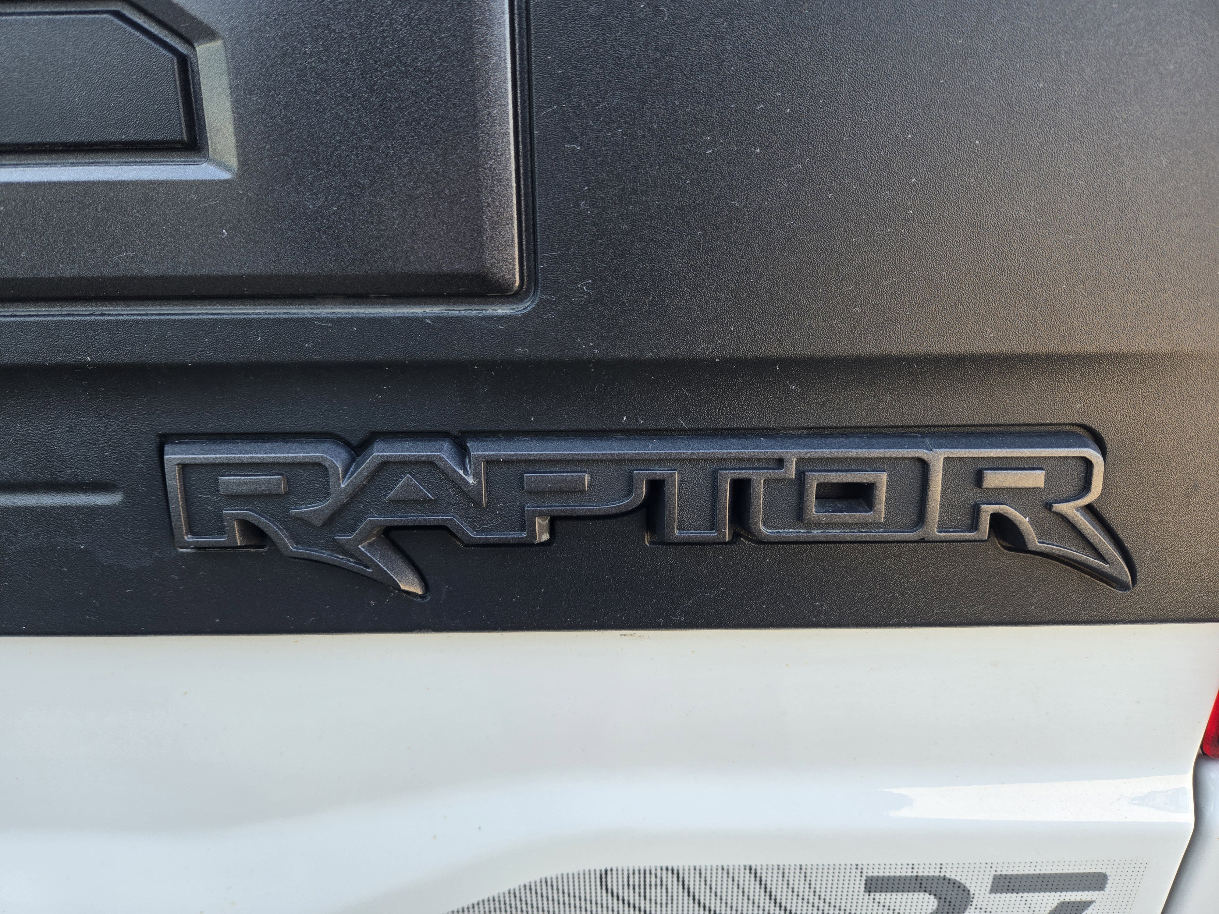 Certified 2022 Ford F150 Raptor w/ Raptor 37 Performance Package AWD/4WD image 7