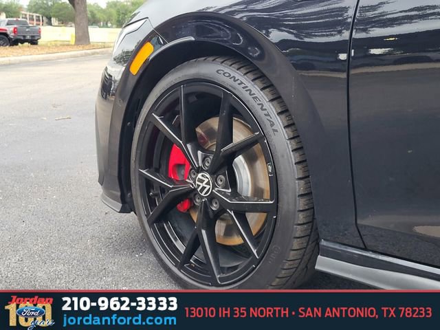 Used 2024 Volkswagen GTI Autobahn FWD image 32
