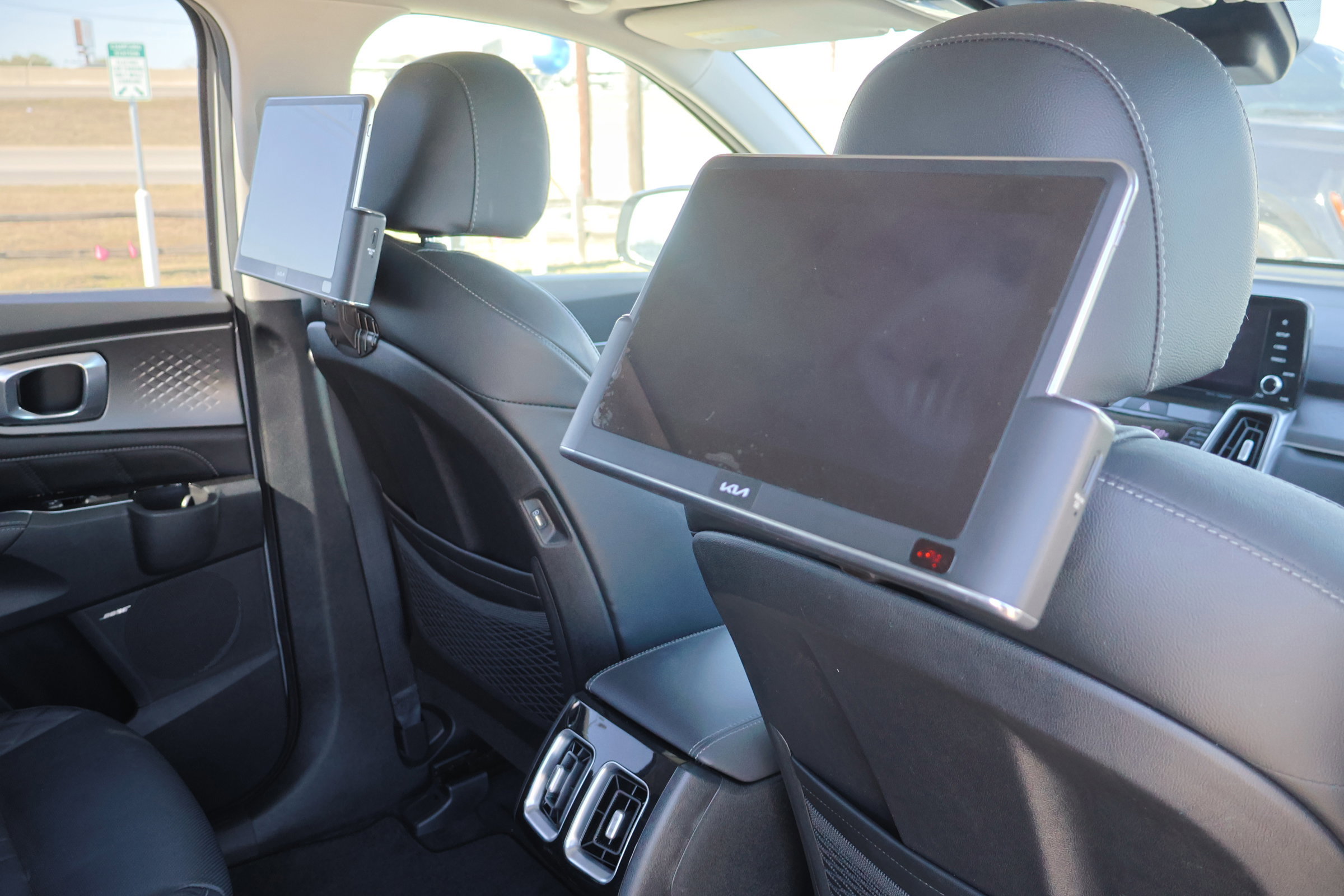 Used 2022 Kia Sorento SX image 42