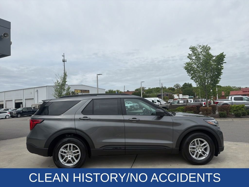 Certified 2026 Ford Explorer Active image 11