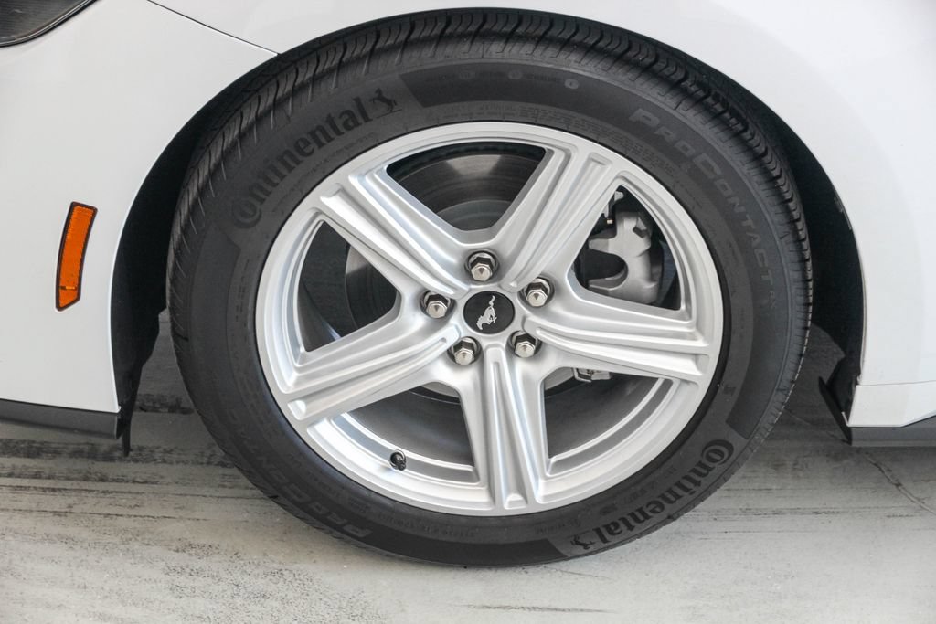 Certified 2026 Ford Mustang Coupe RWD image 11