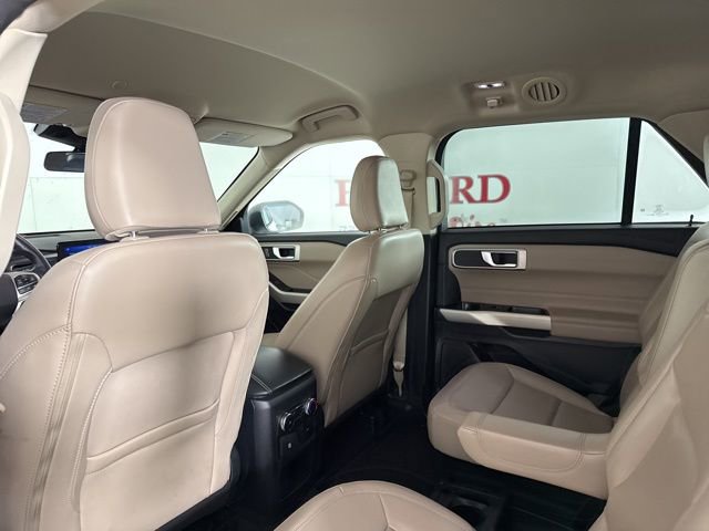 Certified 2021 Ford Explorer XLT w/ Equipment Group 202A image 14
