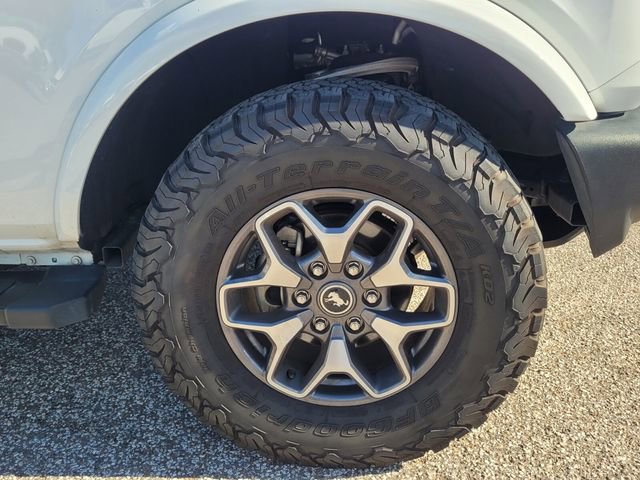 Certified 2022 Ford Bronco Outer Banks image 11