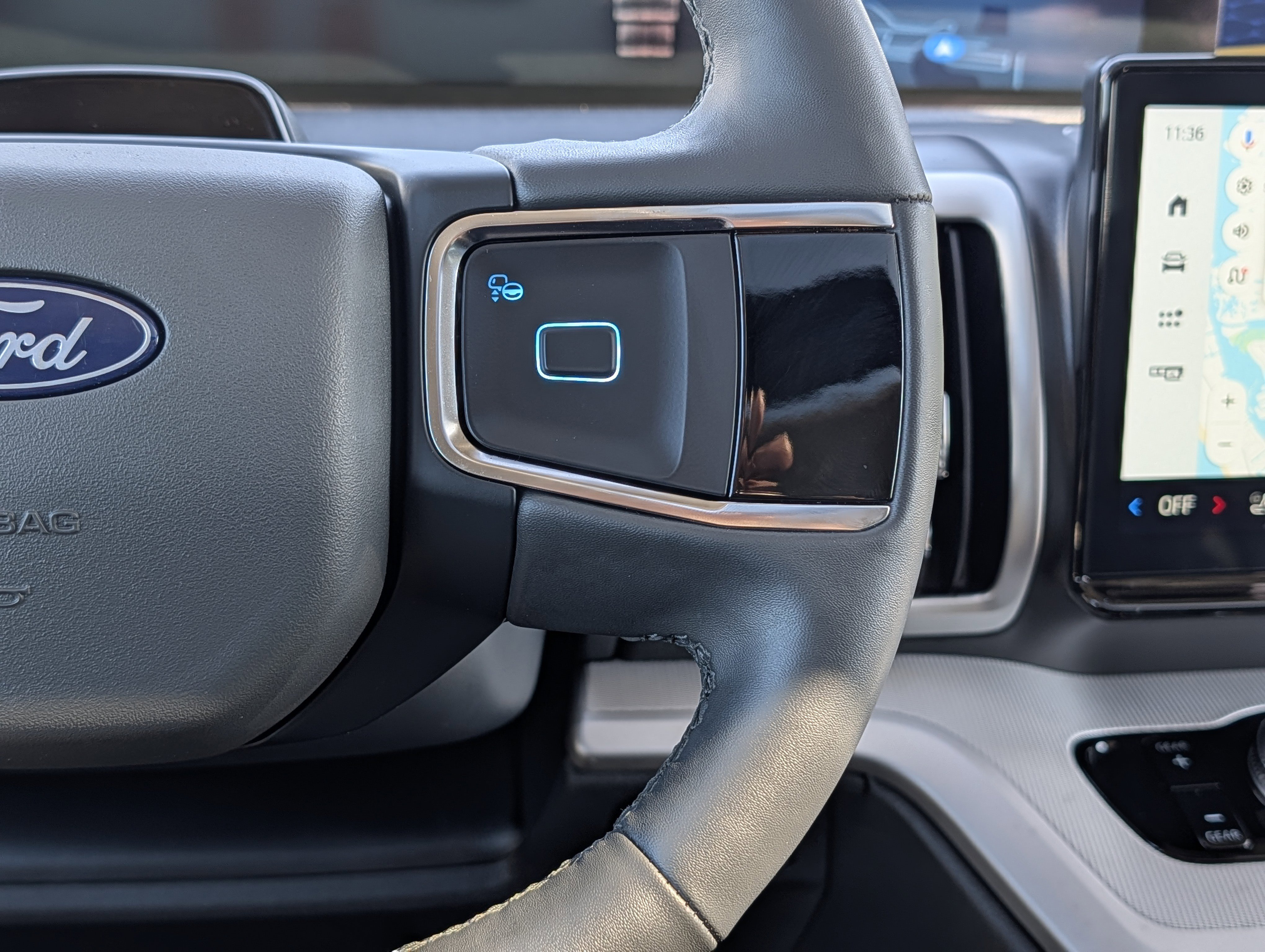 Certified 2025 Ford Expedition Max Active image 30