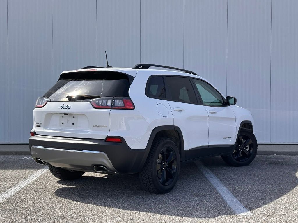 Used 2022 Jeep Cherokee Limited w/ Mopar Interior Package AWD/4WD image 6