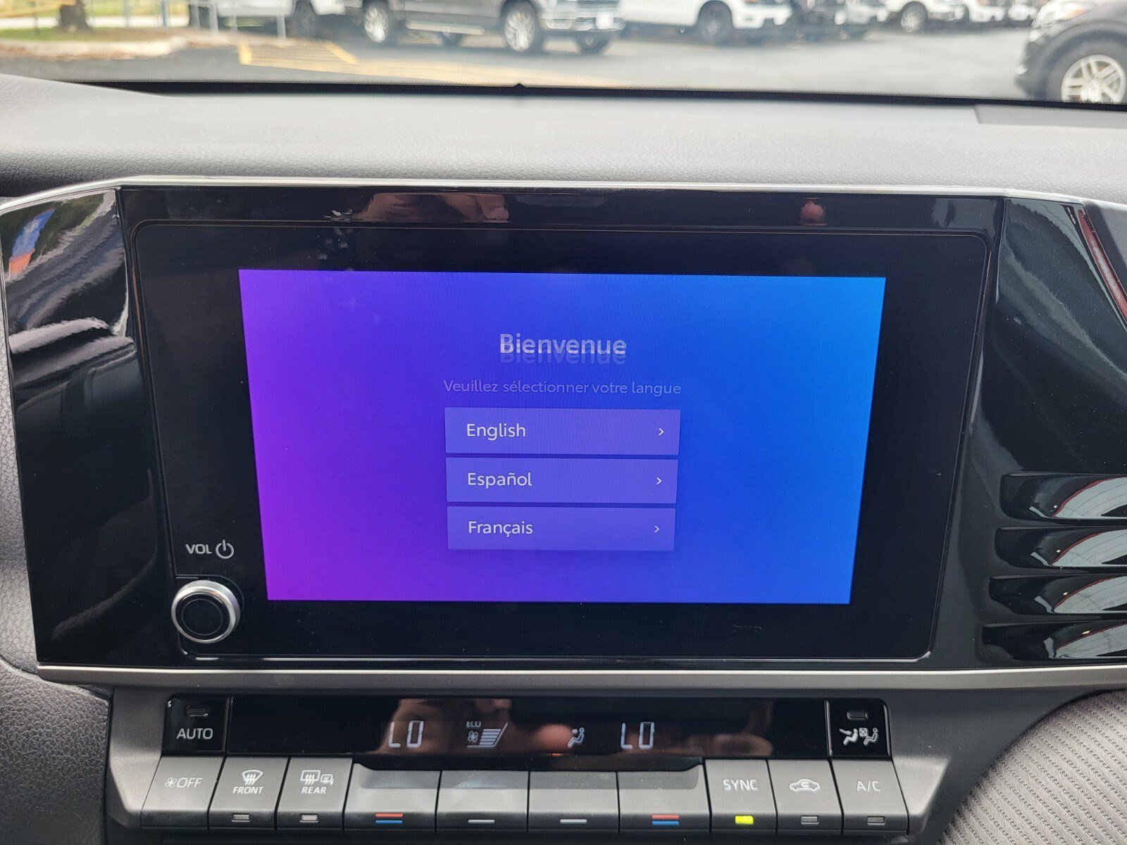 Used 2025 Toyota Camry SE FWD image 21