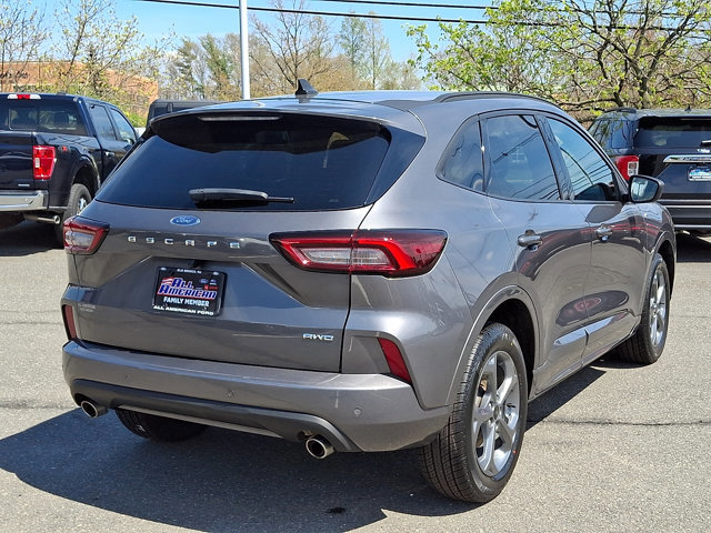 Certified 2023 Ford Escape ST-Line w/ Tech Pack #1 AWD/4WD image 10