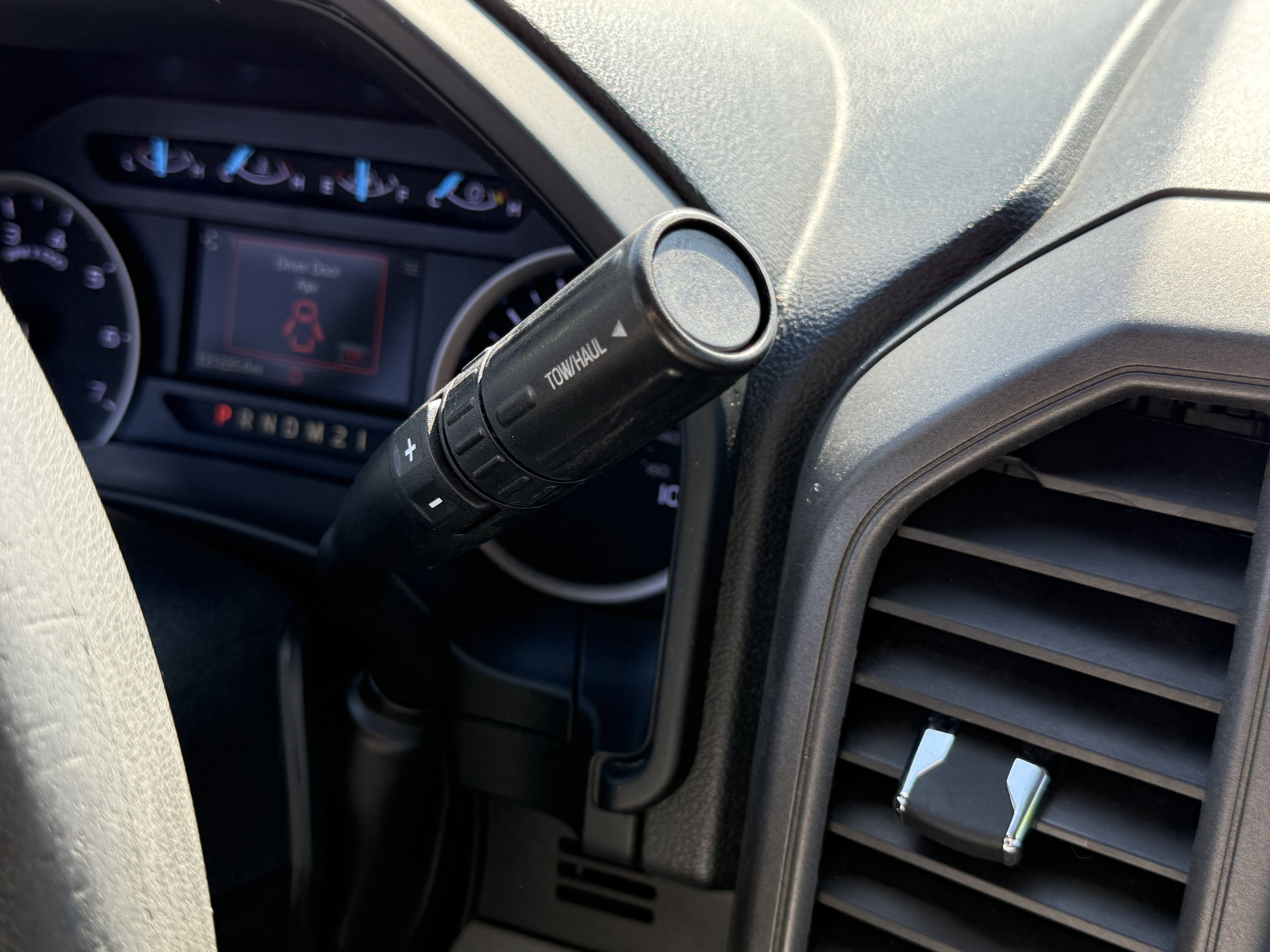 Certified 2019 Ford F250 XL w/ STX Appearance Package image 24