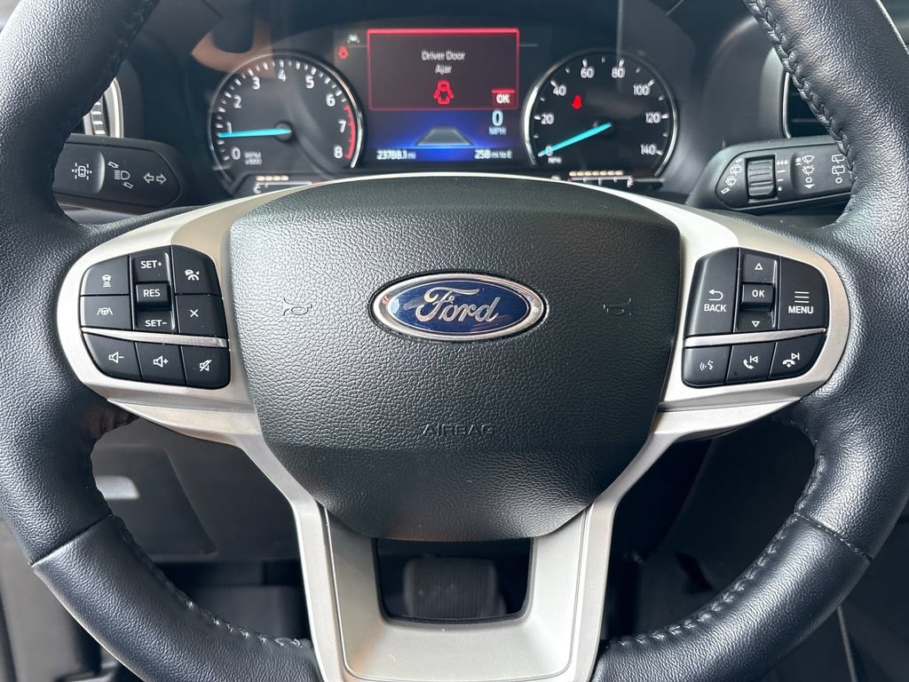 Certified 2023 Ford Explorer XLT w/ Equipment Group 202A AWD/4WD image 18