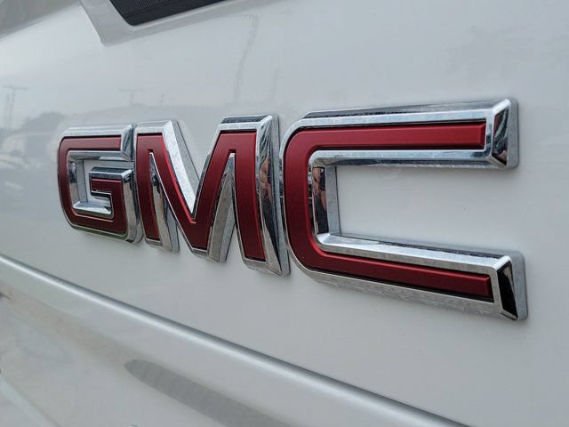 Used 2025 GMC Sierra 1500 AT4X AWD/4WD image 8