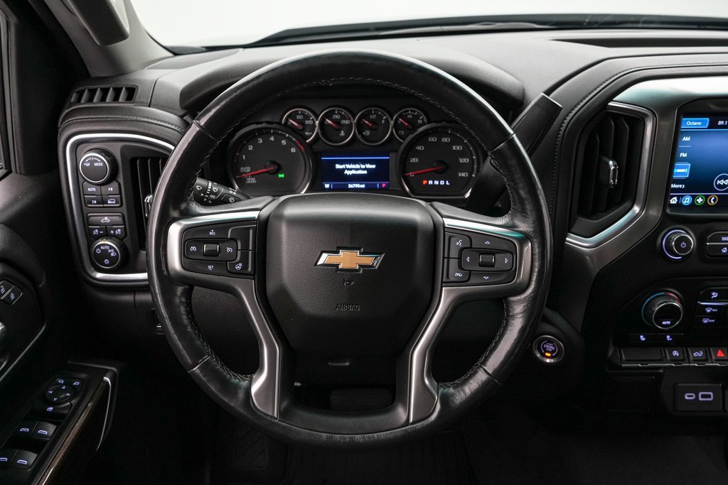 Used 2021 Chevrolet Silverado 1500 LT image 14