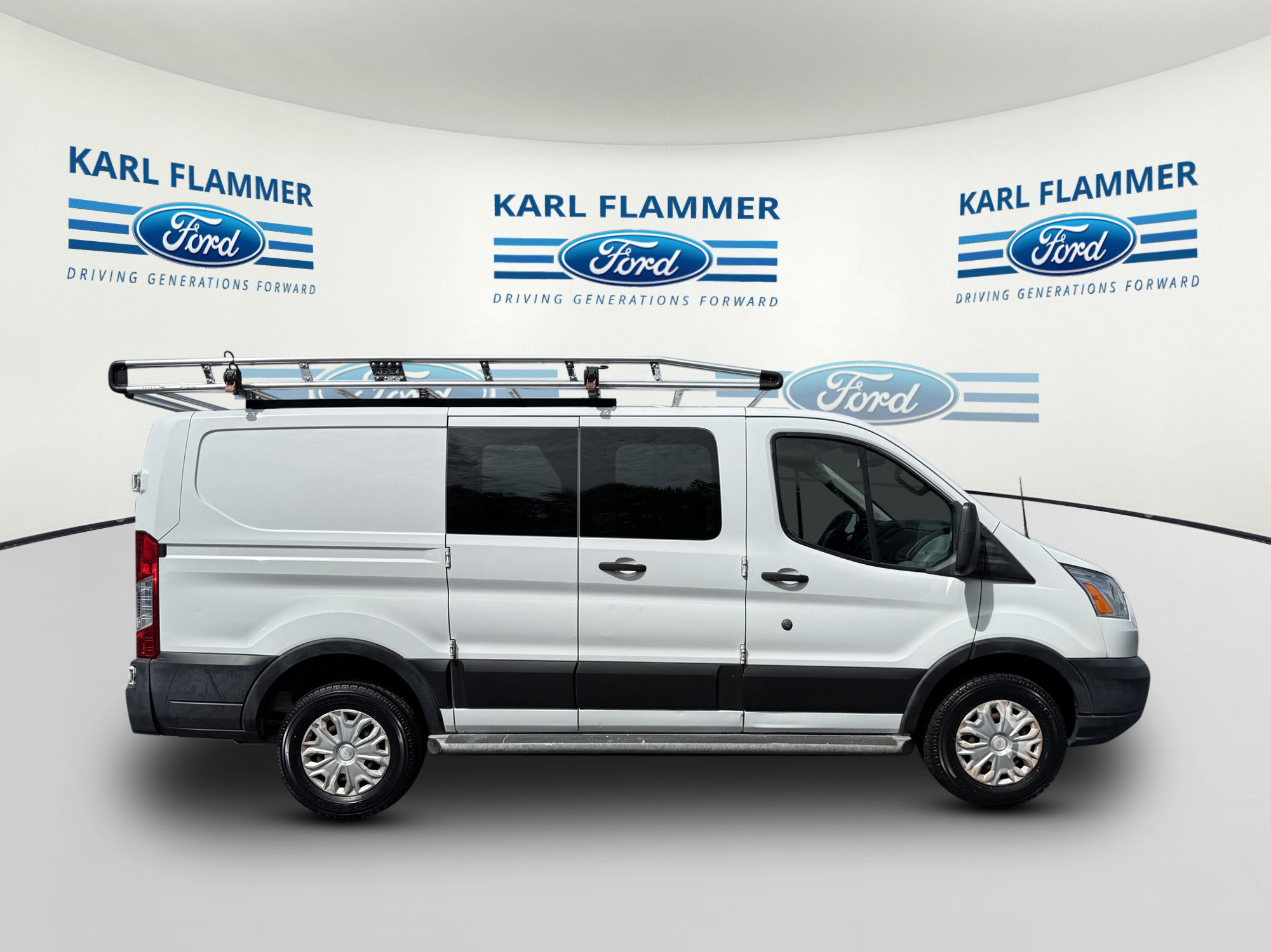 Certified 2019 Ford Transit 250 130 Low Roof w/ Exterior Upgrade Package RWD image 2