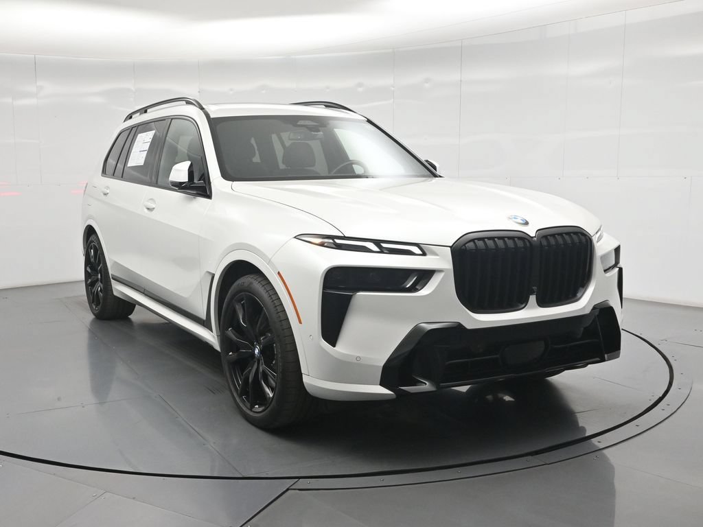 Used 2025 BMW X7 xDrive40i w/ M Sport Package AWD/4WD image 25