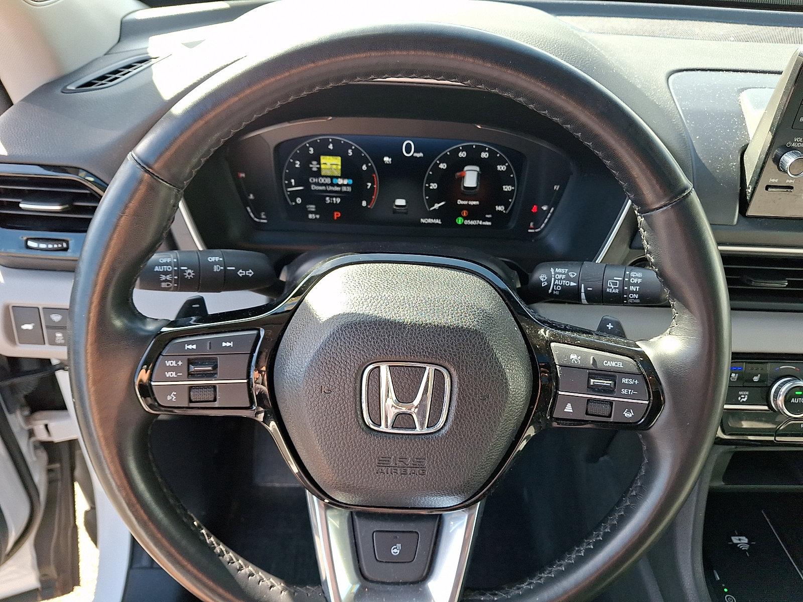 Used 2023 Honda Pilot Elite image 21