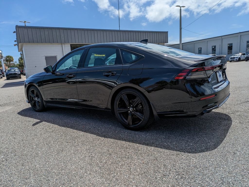 Used 2025 Honda Accord Sport image 8