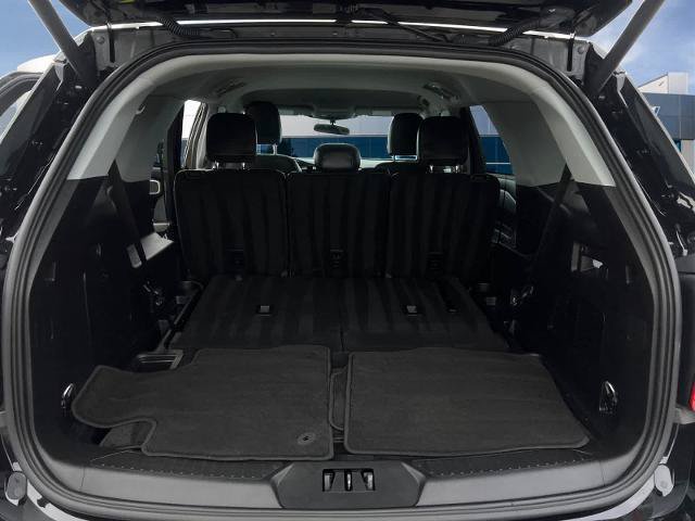 Certified 2023 Ford Explorer XLT w/ Equipment Group 202A RWD image 18