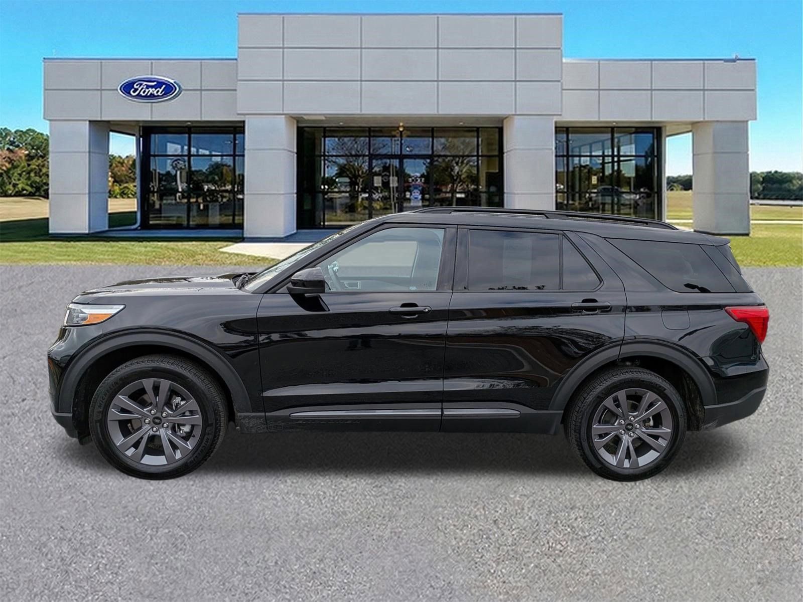 Certified 2023 Ford Explorer XLT w/ Equipment Group 202A video 2