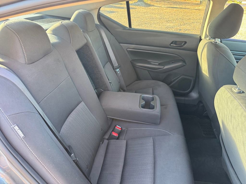 Used 2024 Nissan Altima 2.5 SV image 25