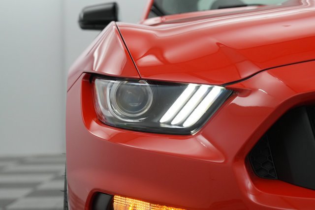 Certified 2019 Ford Mustang Shelby GT350 w/ Technology Package RWD image 31