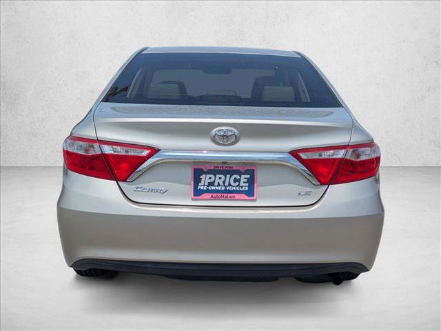 Used 2017 Toyota Camry LE FWD image 7