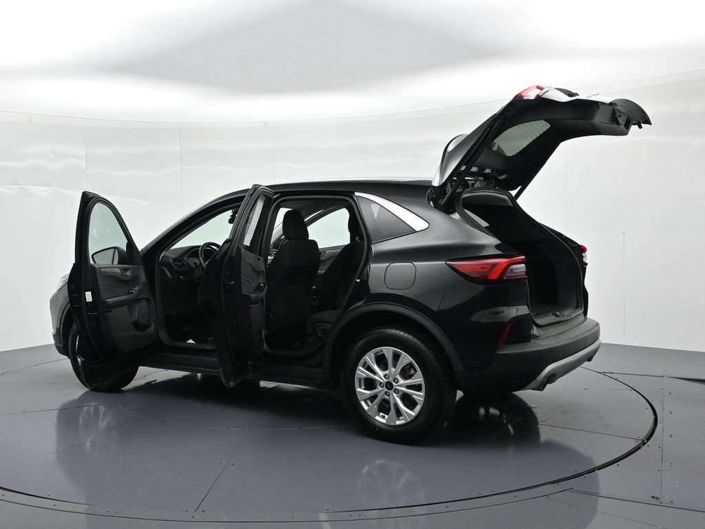 Certified 2024 Ford Escape Active AWD/4WD image 24