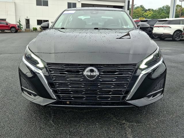 Used 2023 Nissan Altima 2.5 SL AWD/4WD image 2