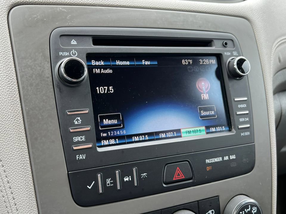 Used 2017 Chevrolet Traverse LS FWD image 20