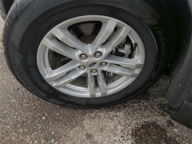 Certified 2022 Ford Explorer XLT w/ Equipment Group 202A image 19