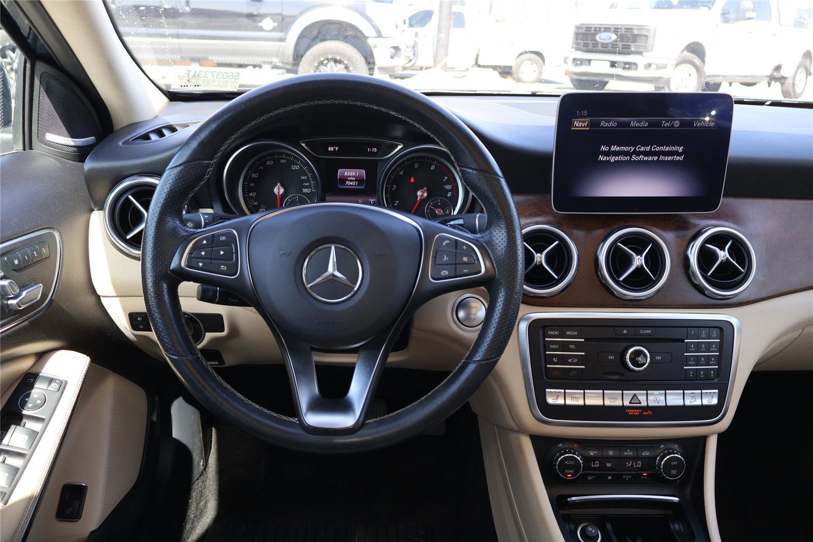 Used 2020 Mercedes-Benz GLA 250 4MATIC image 29