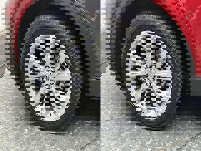 Certified 2023 Ford Explorer Platinum w/ Equipment Group 601A image 40