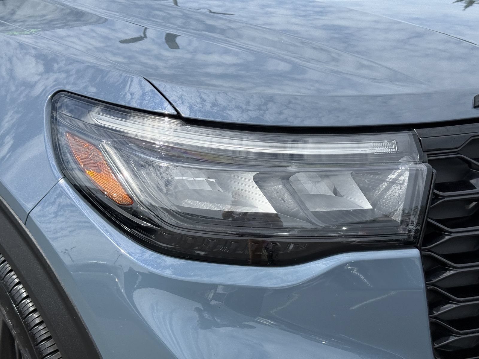 Certified 2025 Ford Explorer ST w/ Sun And Sound Package AWD/4WD image 11