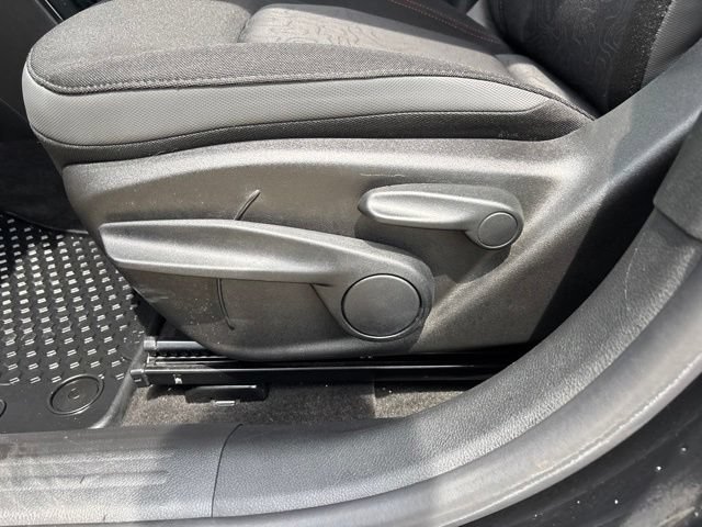 Used 2023 Jeep Renegade Trailhawk AWD/4WD image 14