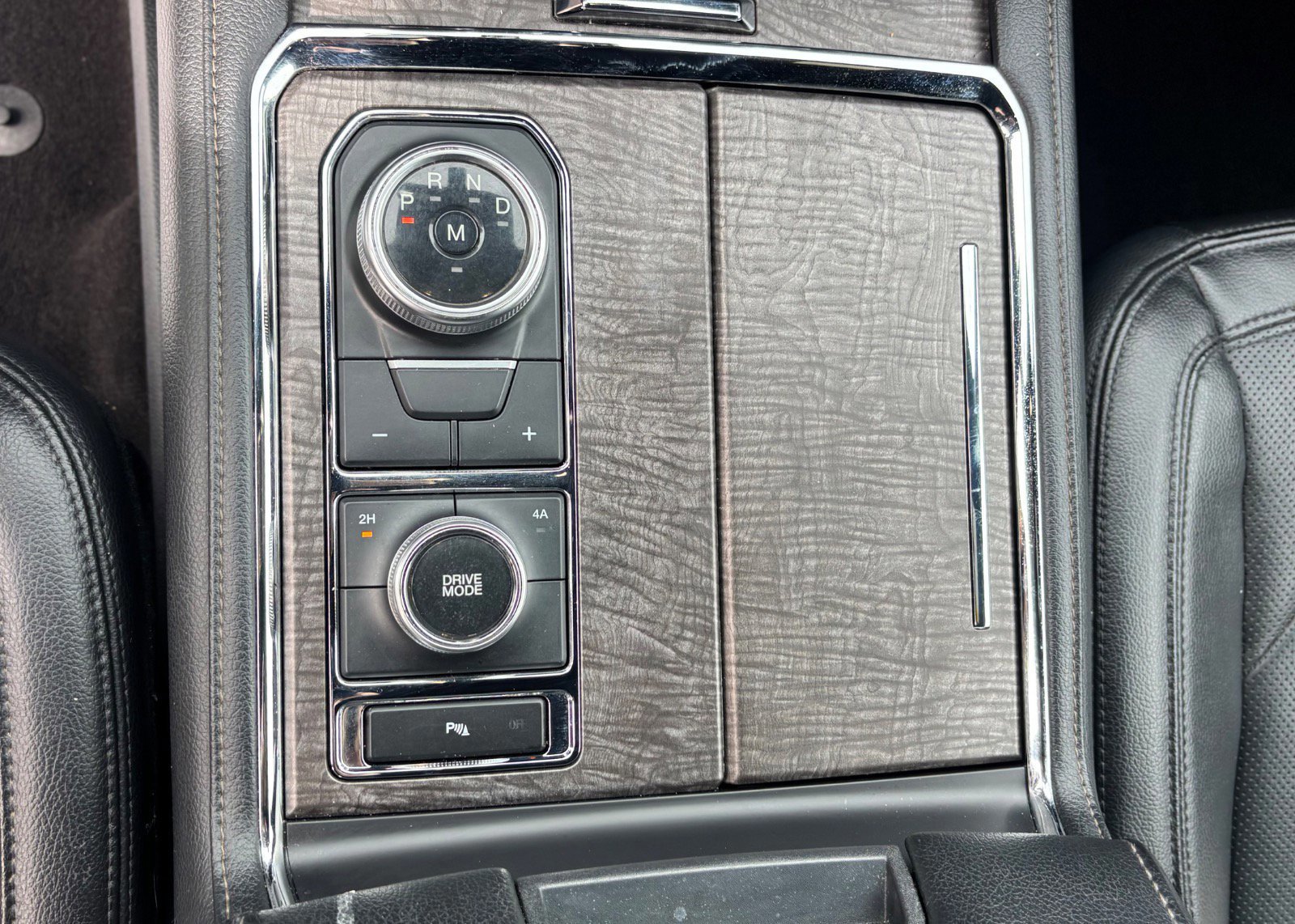 Certified 2021 Ford Expedition Max Limited image 51