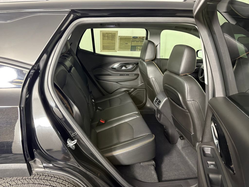 Used 2024 GMC Terrain AT4 w/ Infotainment Package II AWD/4WD image 34