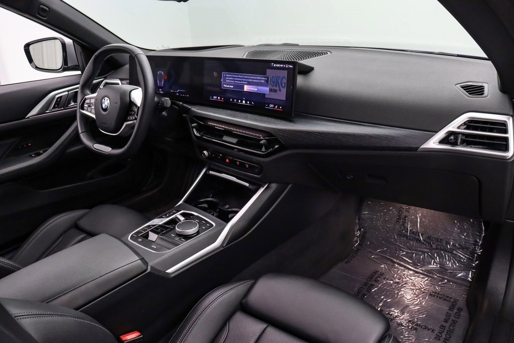 Used 2025 BMW 430i Convertible w/ Premium Package image 26