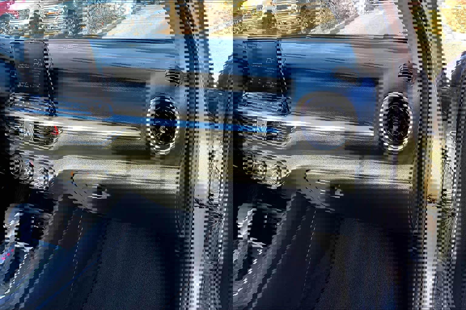 Used 2023 Kia Forte LXS w/ LXS Technology Package image 18