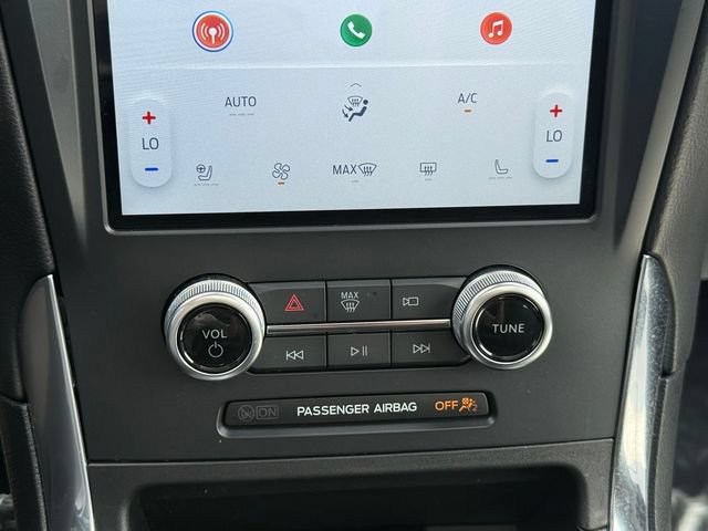 Certified 2024 Ford Edge Titanium AWD/4WD image 12