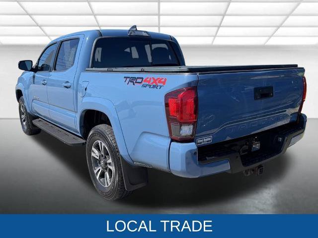 Used 2019 Toyota Tacoma TRD Sport AWD/4WD image 4
